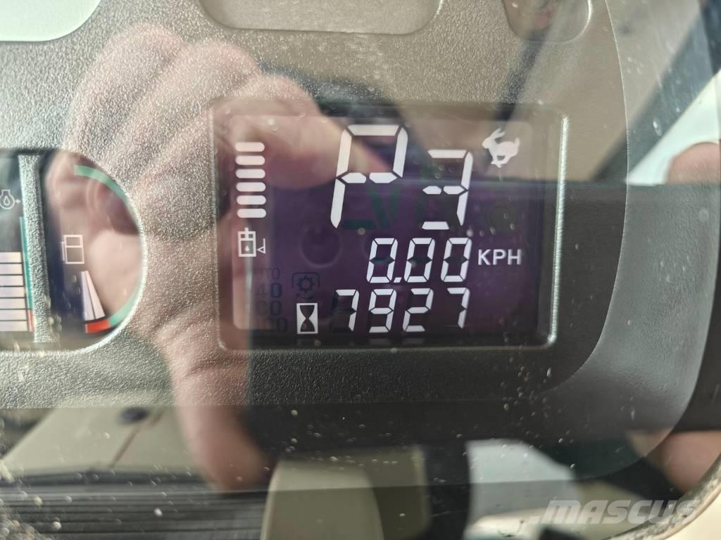 Massey Ferguson 8690 Traktoren