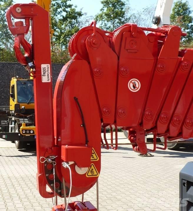 Unic URW-547 Raupenkrane