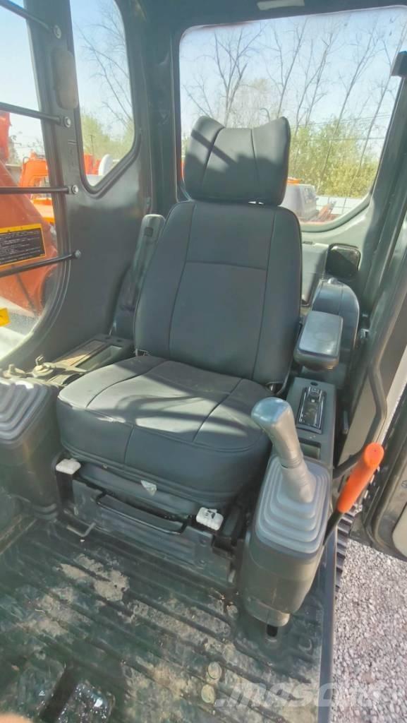 Hitachi ZX 210-3 Raupenbagger