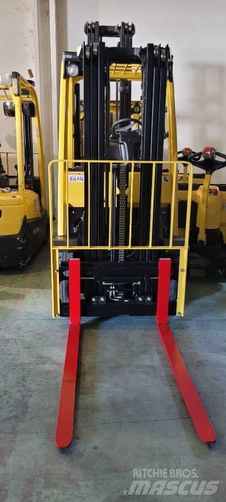 Hyster H 1.6 FT Gas Stapler