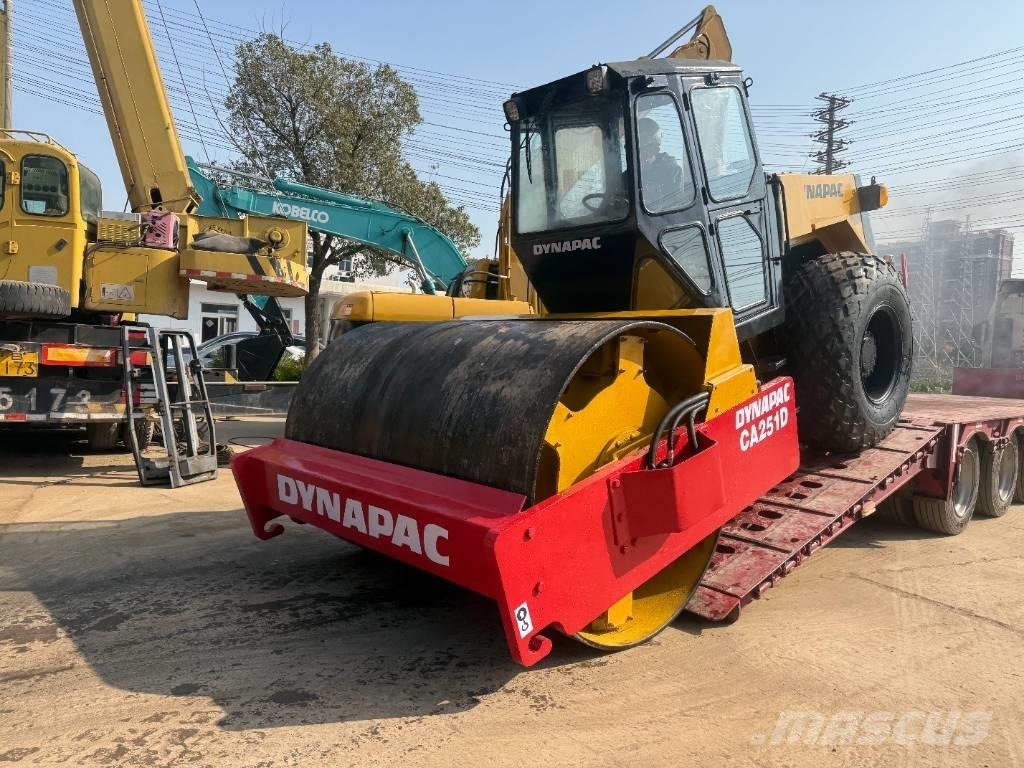 Dynapac CA 251 D Walzenzüge