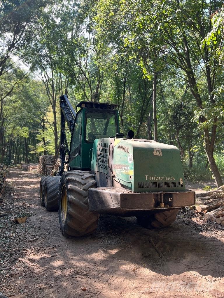 Timberjack 1270D Harvester