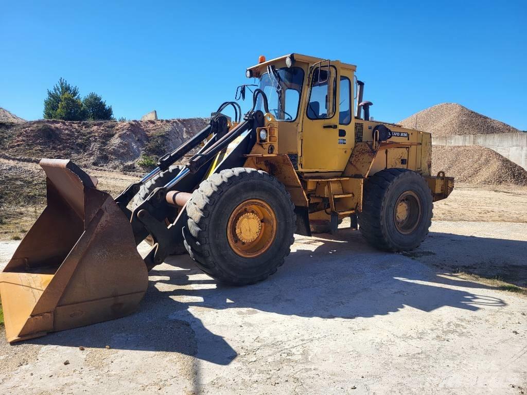  Cargadora volvo L90 Minilader