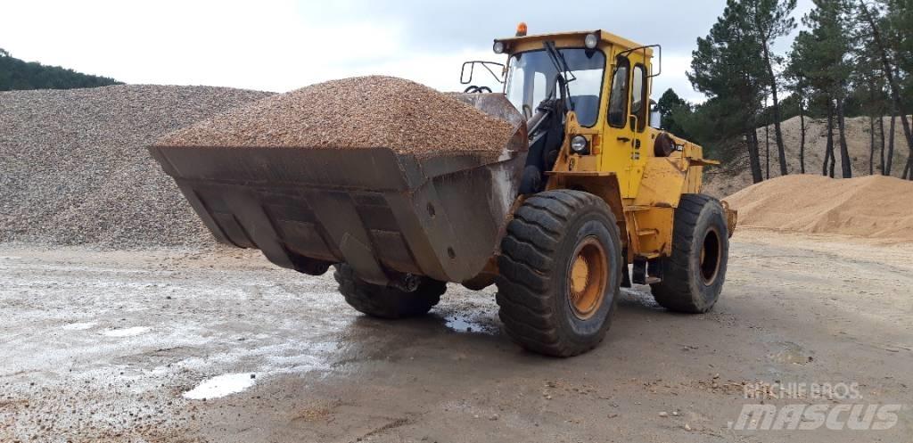 Cargadora volvo L90 Minilader