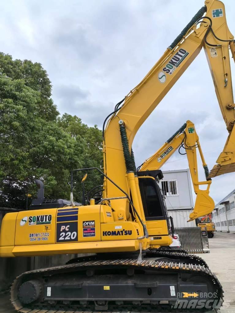 Komatsu PC 220-8 Raupenbagger