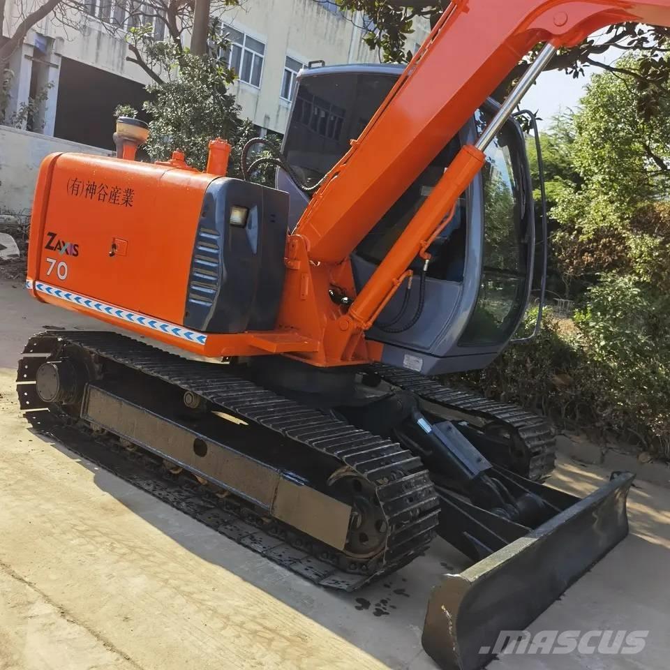 Hitachi ZX70 Midibagger  7t - 12t