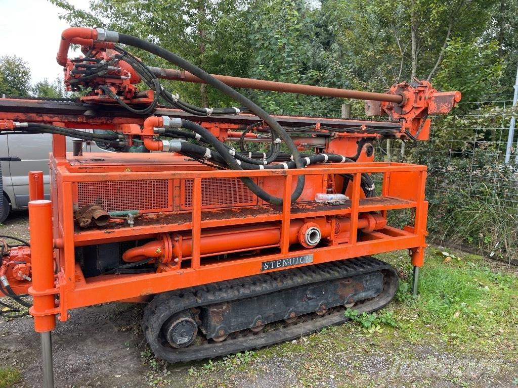 Stenuick S440 Fahrzeug mit mobiler Bohranlage