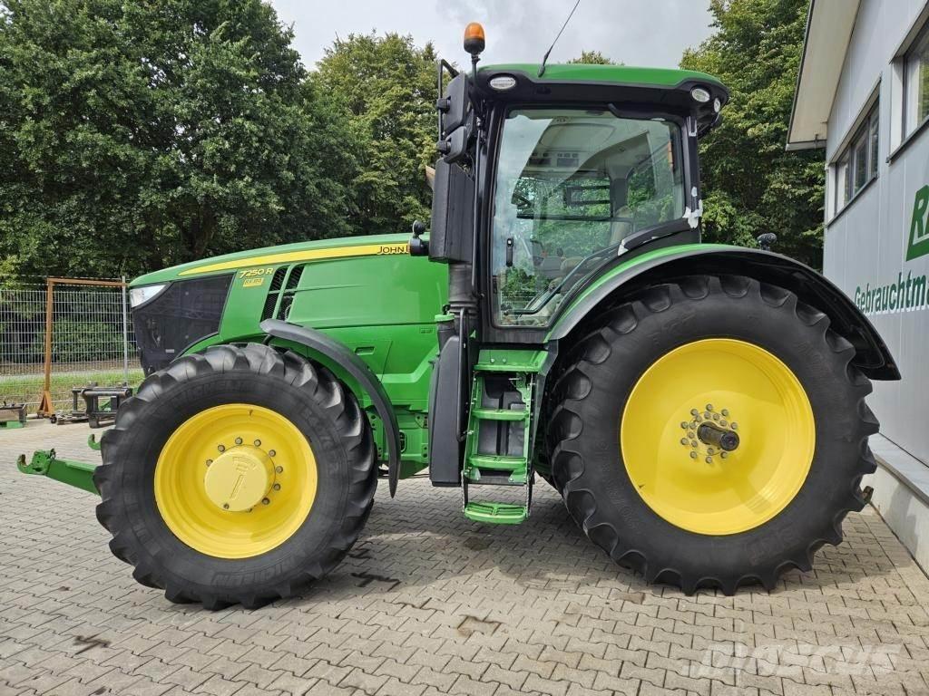 John Deere 7250R Traktoren