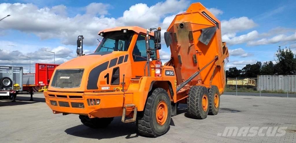 Doosan DA 30 Dumper - Knickgelenk