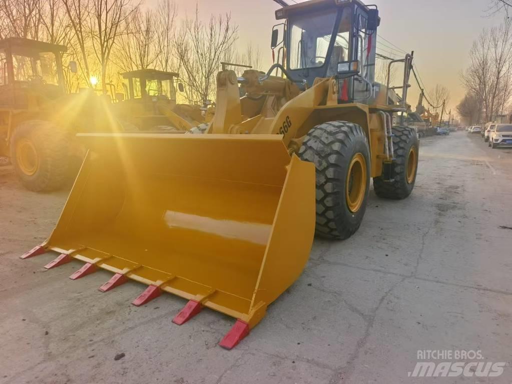 CAT 966G Radlader