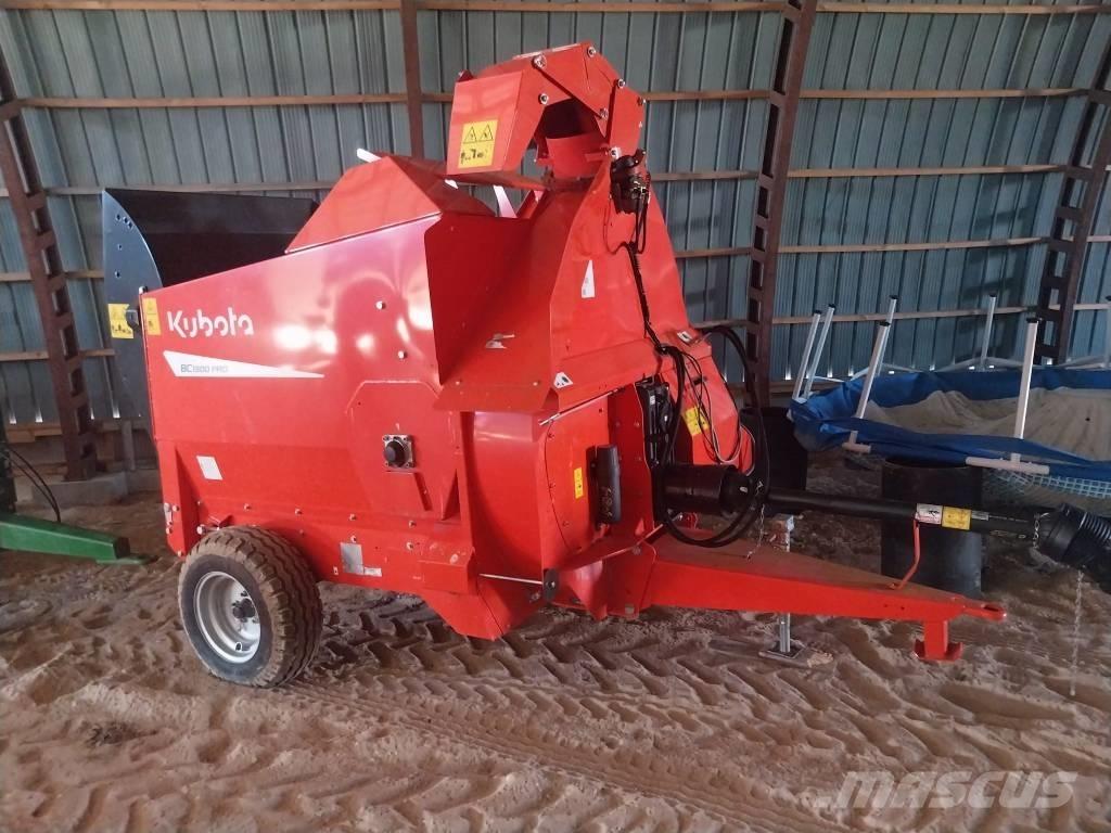 Kubota BC 1300 PRO Ballenschredder, -schneider und -wickler