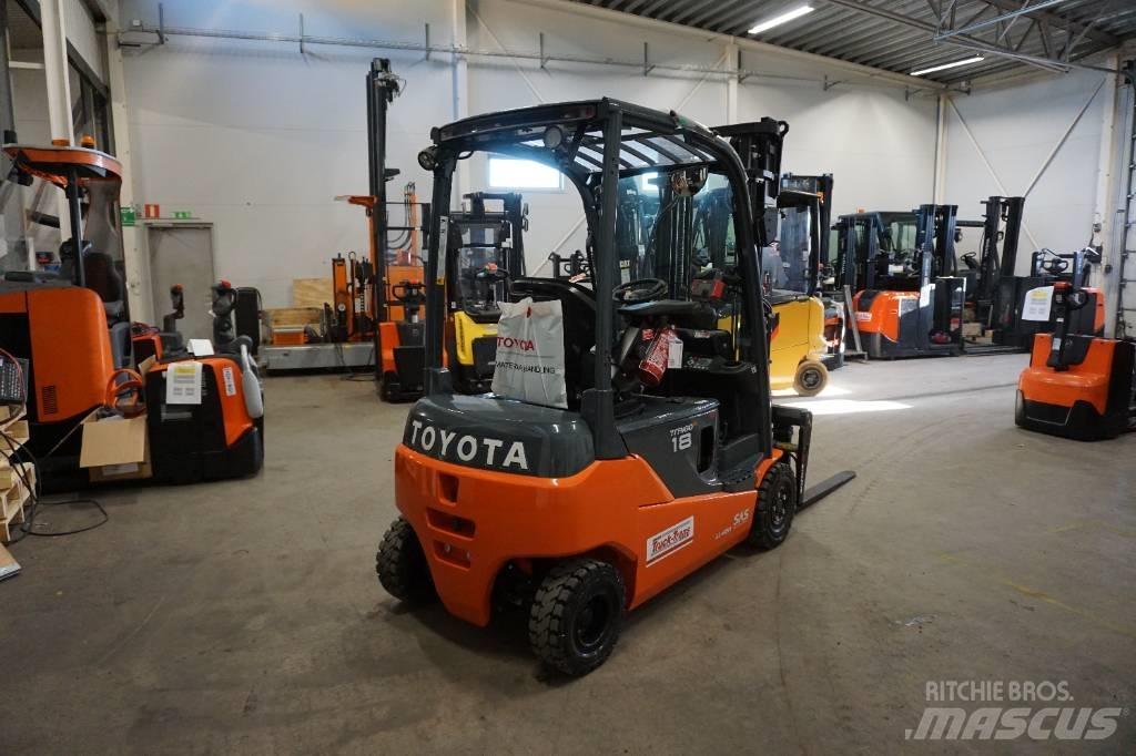 Toyota 8FBMT18 Elektro Stapler