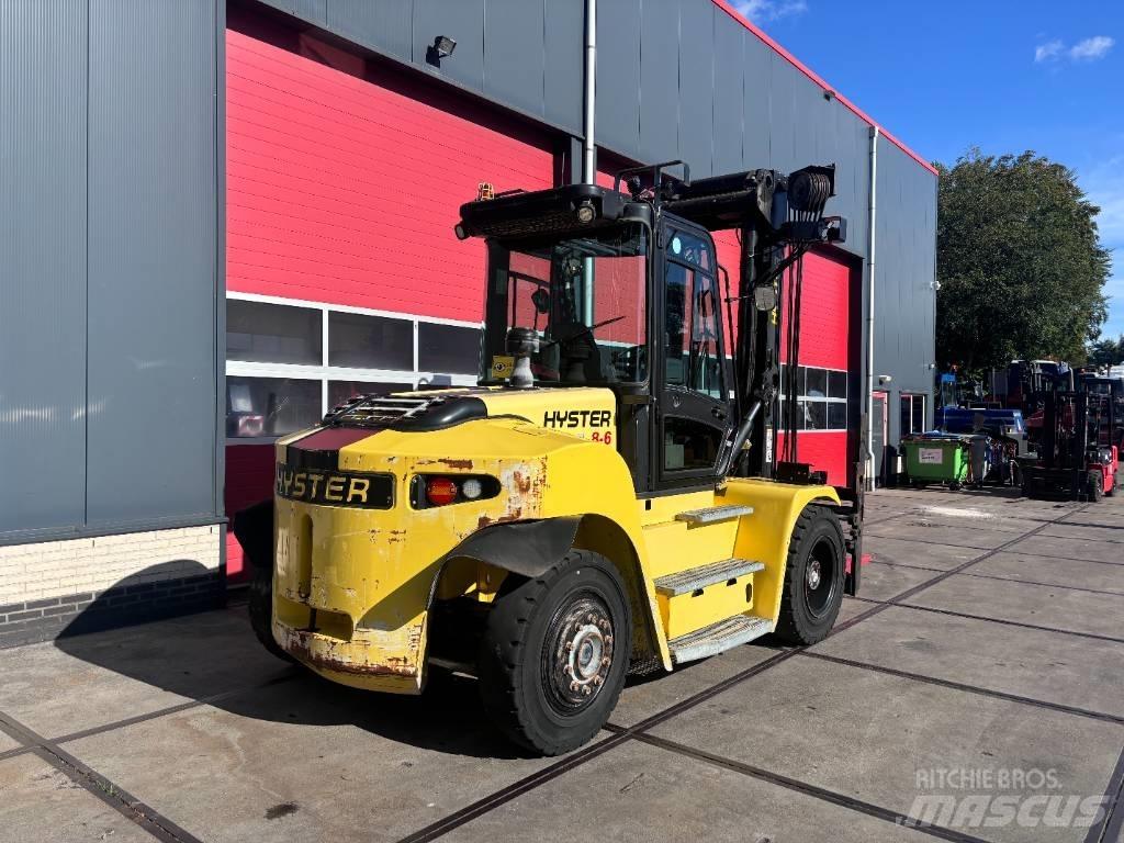 Hyster H8XM-6 Diesel Stapler
