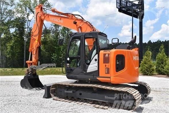 Hitachi ZX 135 Raupenbagger