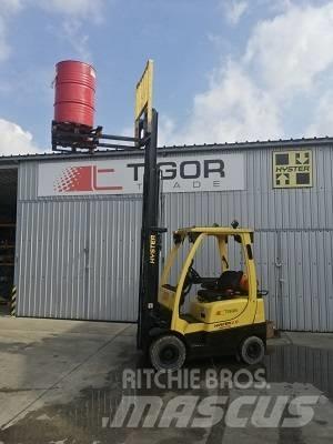 Hyster H 2.0 FTS Gas Stapler