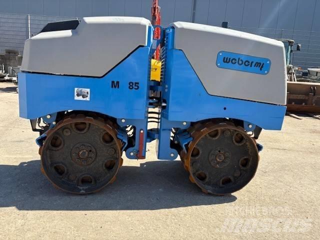 Weber MC 85 Erdbauwalzen