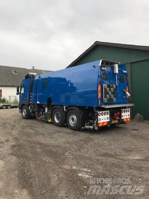Volvo FM 500 Kehrmaschine
