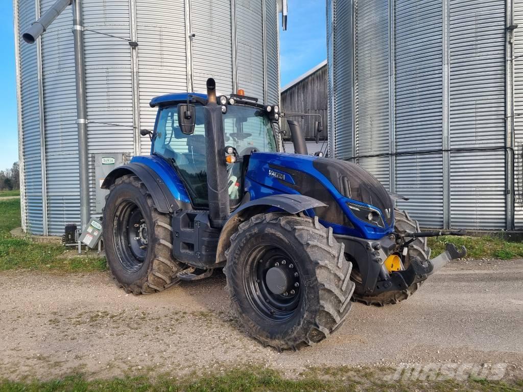 Valtra T 254 V Traktoren