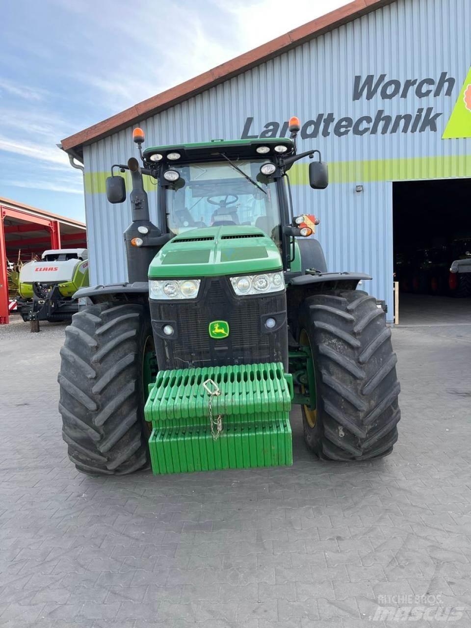 John Deere 8345R Traktoren