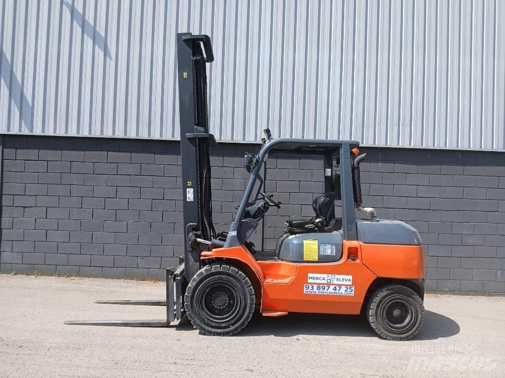 Toyota 42-7 FD 40 Diesel Stapler