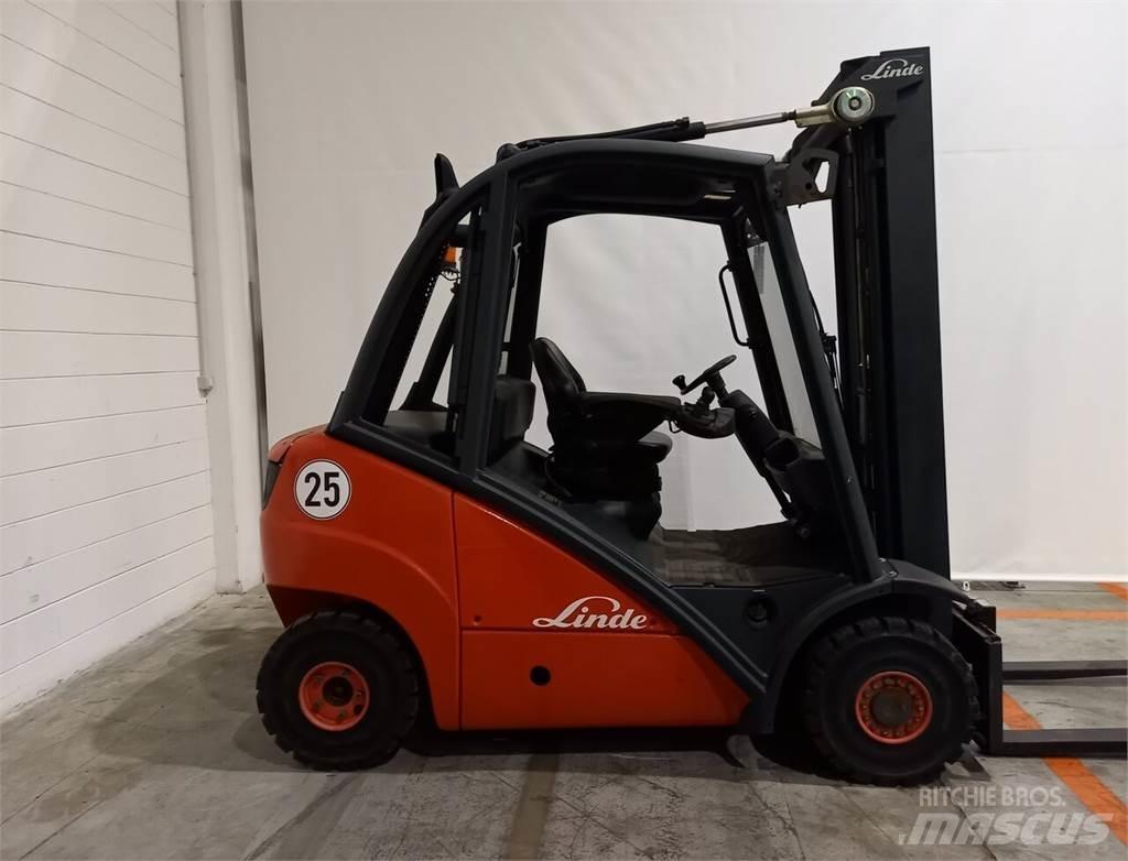 Linde H25D Diesel Stapler