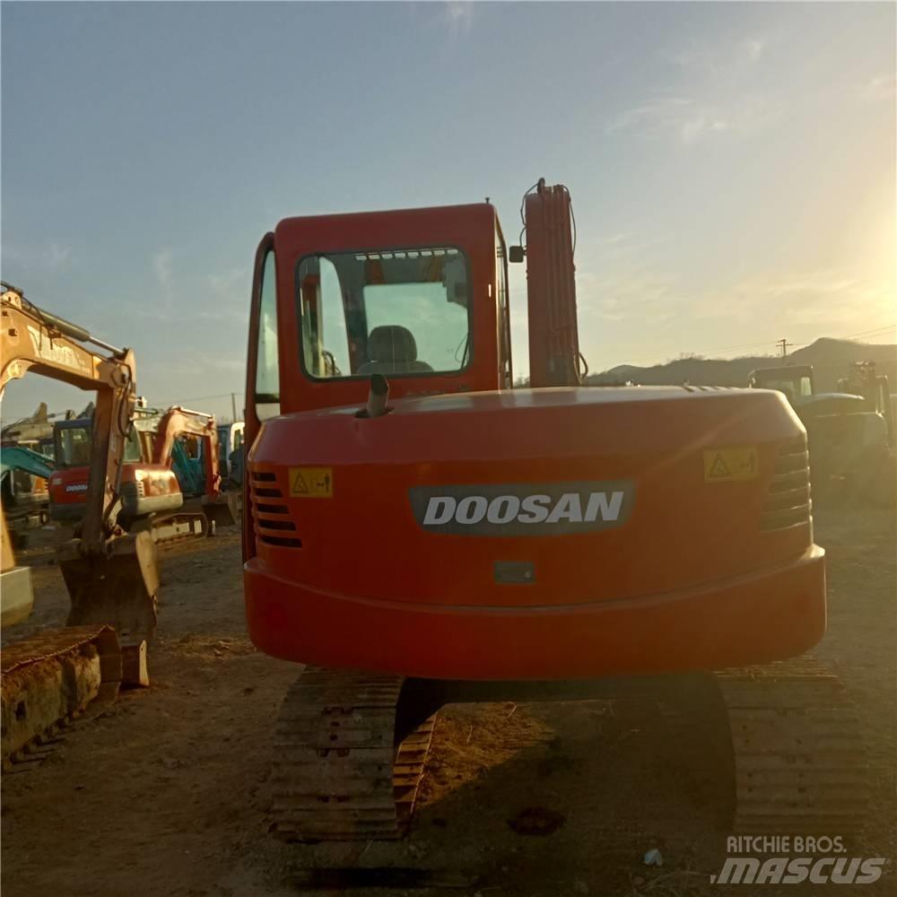 Doosan DH70 Raupenbagger