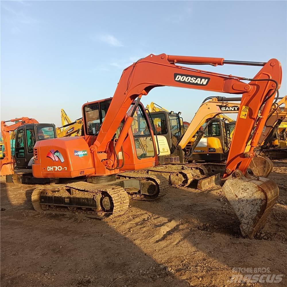 Doosan DH70 Raupenbagger