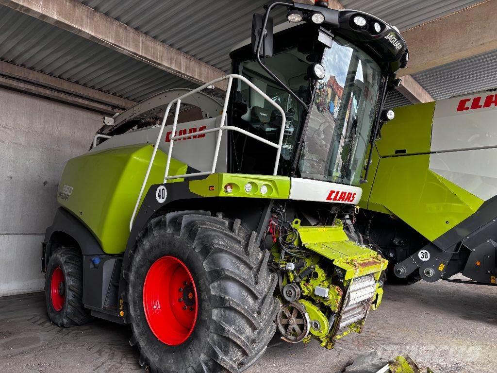 CLAAS Jaguar 850 Selbstfahrende Häcksler