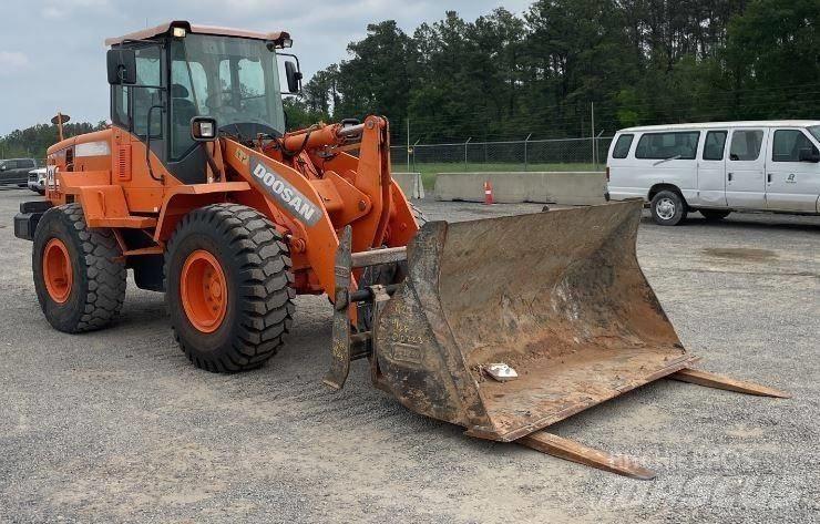 Doosan DL220-3 Radlader