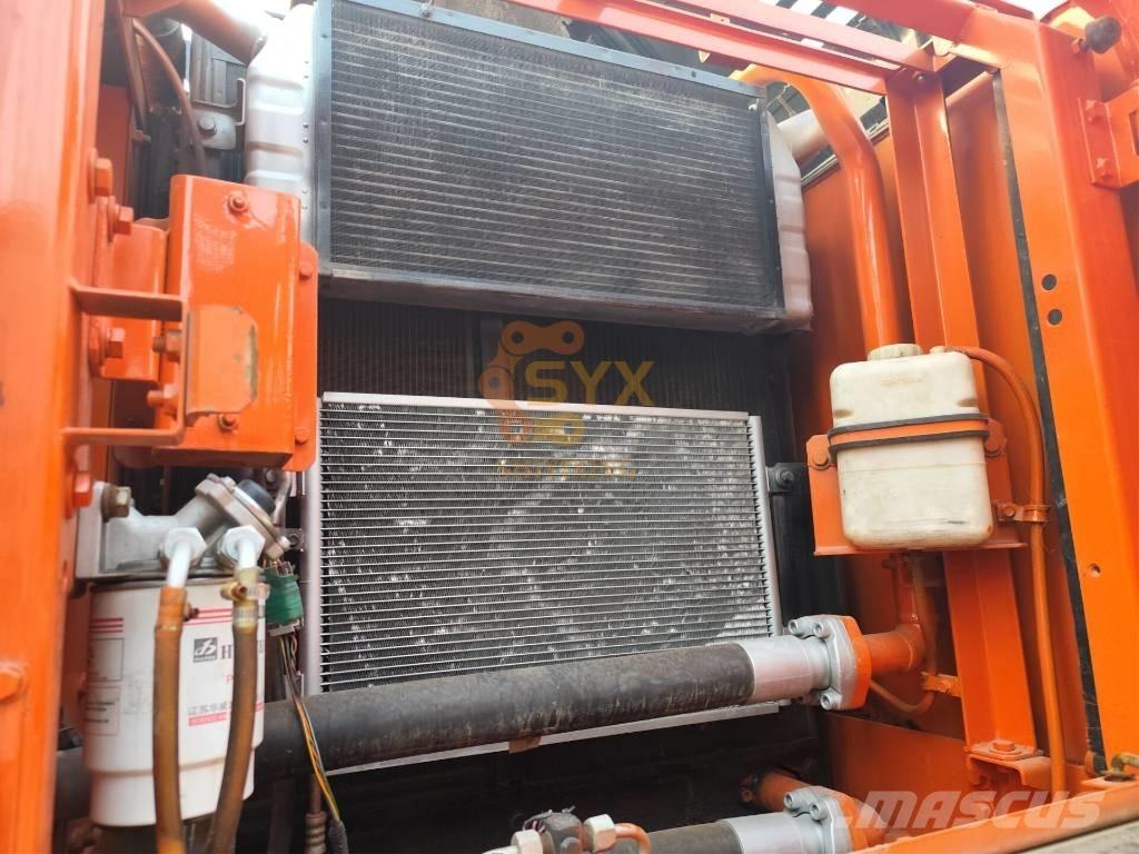 Doosan DX 225 LC Raupenbagger