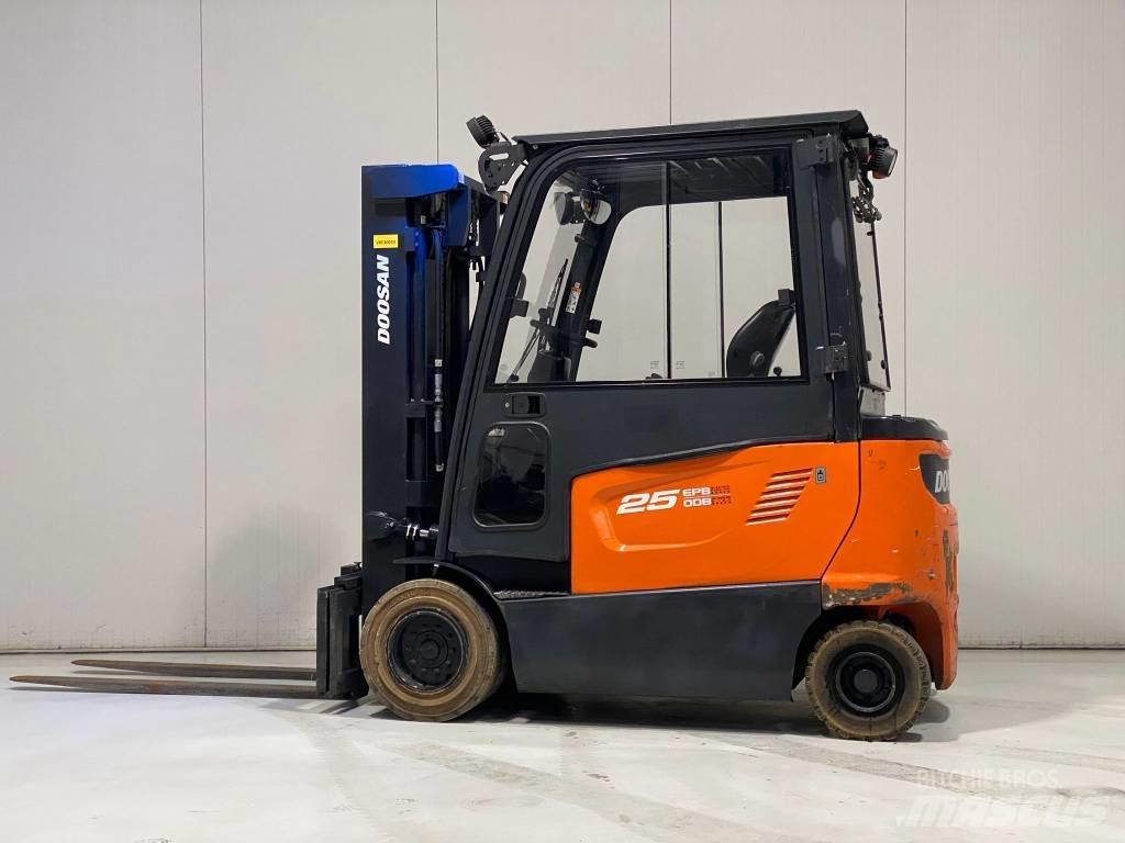 Doosan B25X-7 Elektro Stapler