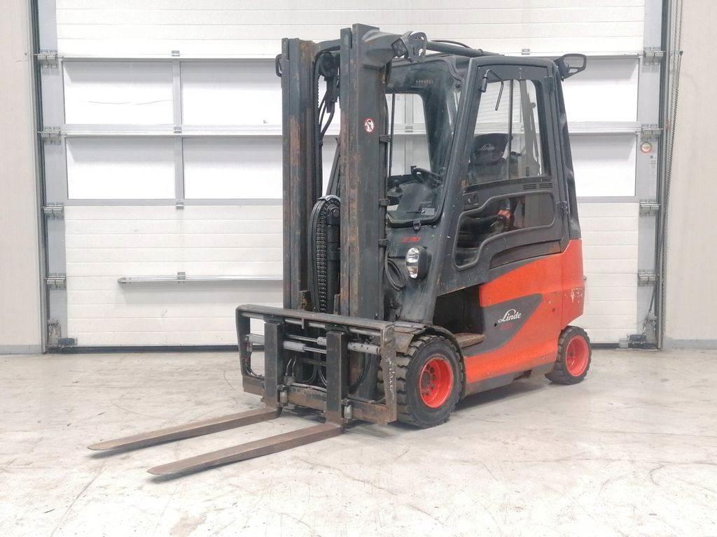 Linde E30H-01/600 Elektro Stapler