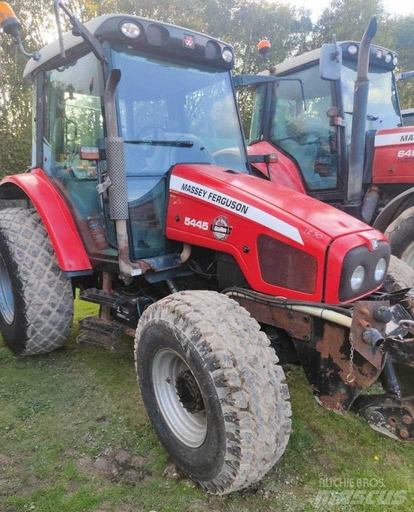 Massey Ferguson 5445 Traktoren