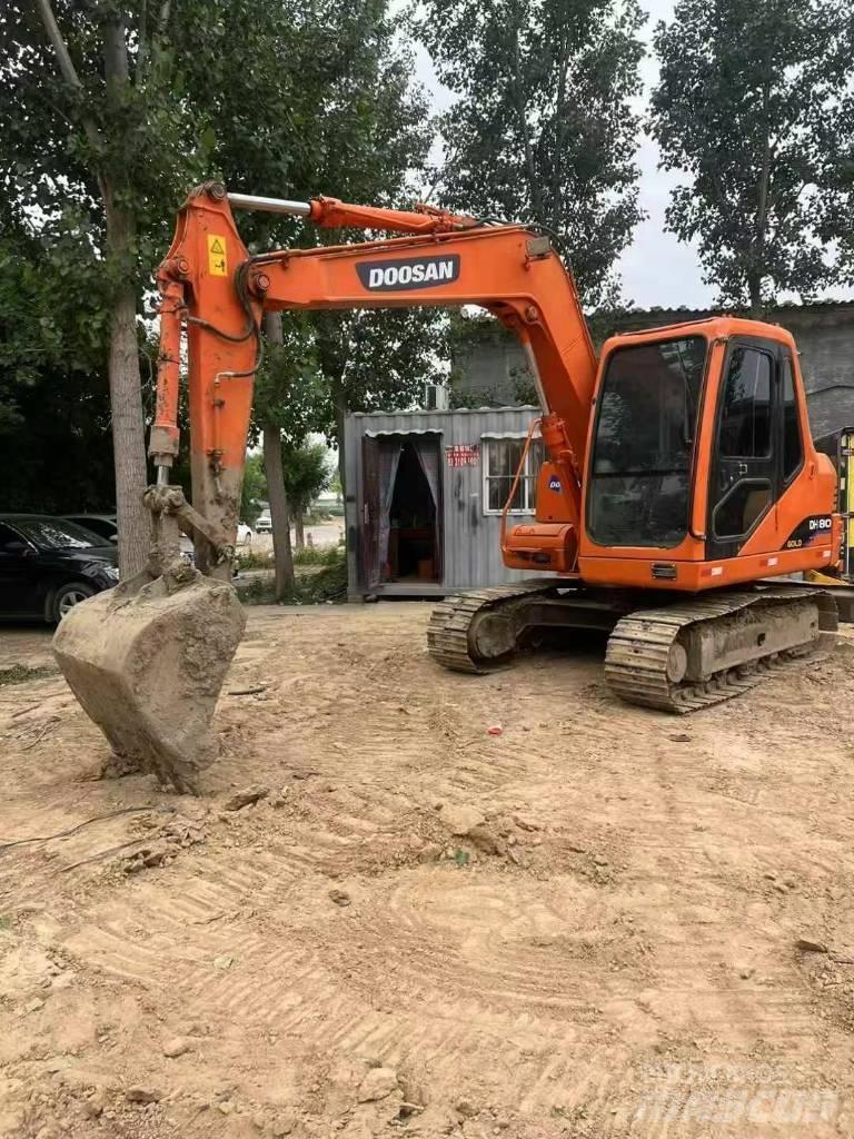 Doosan DH 80 Raupenbagger