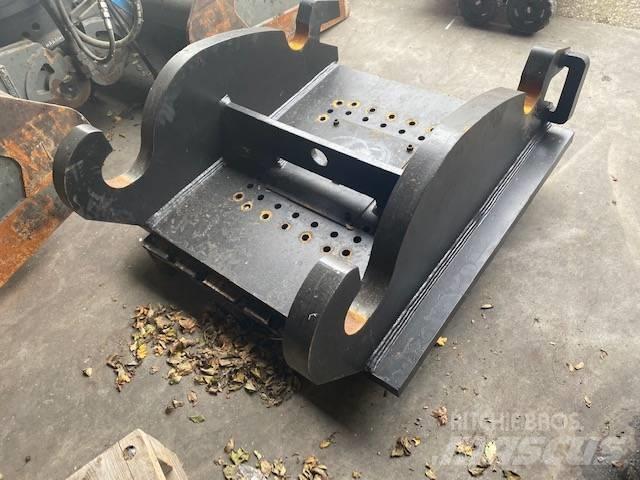 CAT CW70 kopplaat Greifer