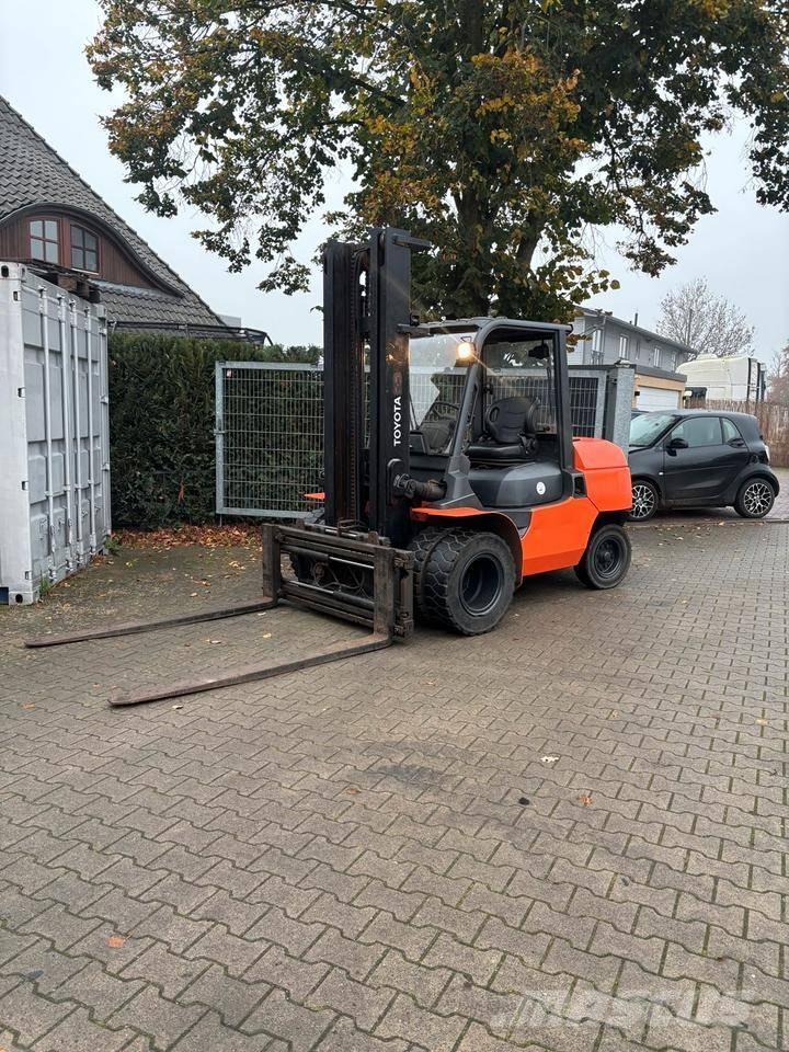 Toyota 7 FD 45 Diesel Stapler