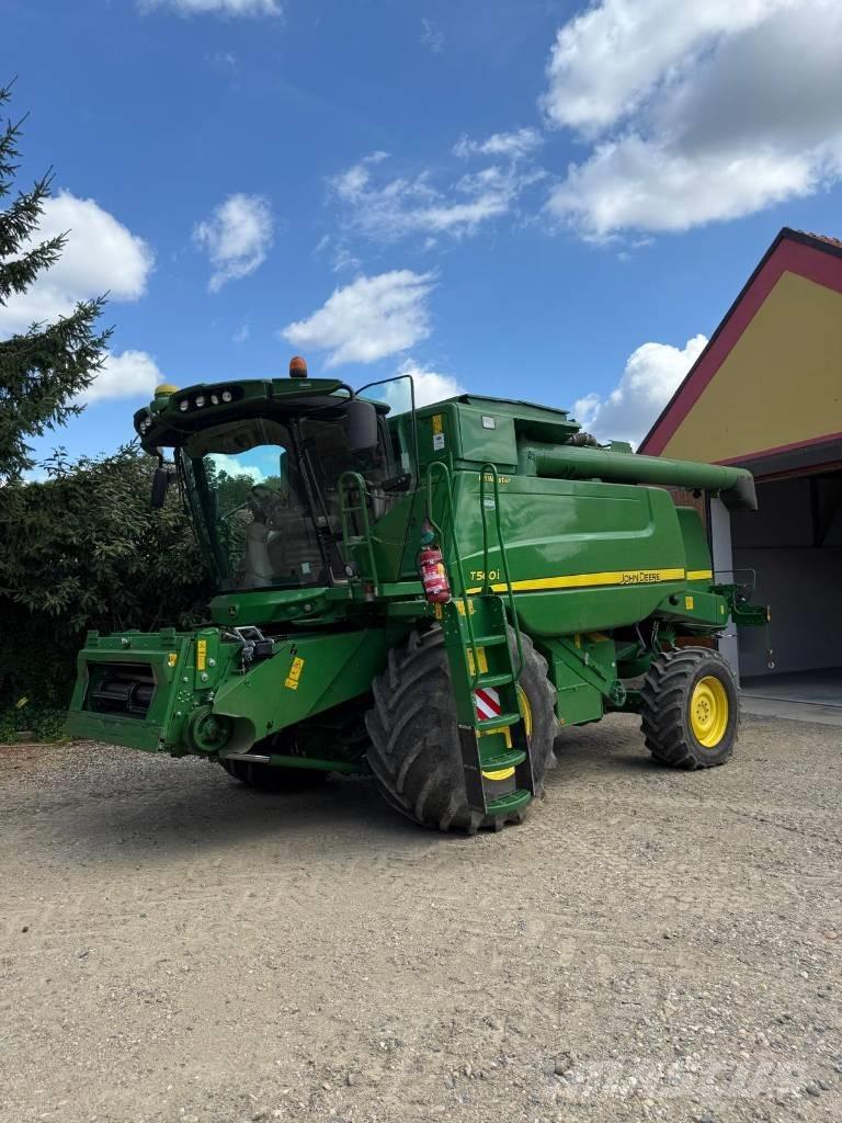 John Deere T 560 i Mähdrescher