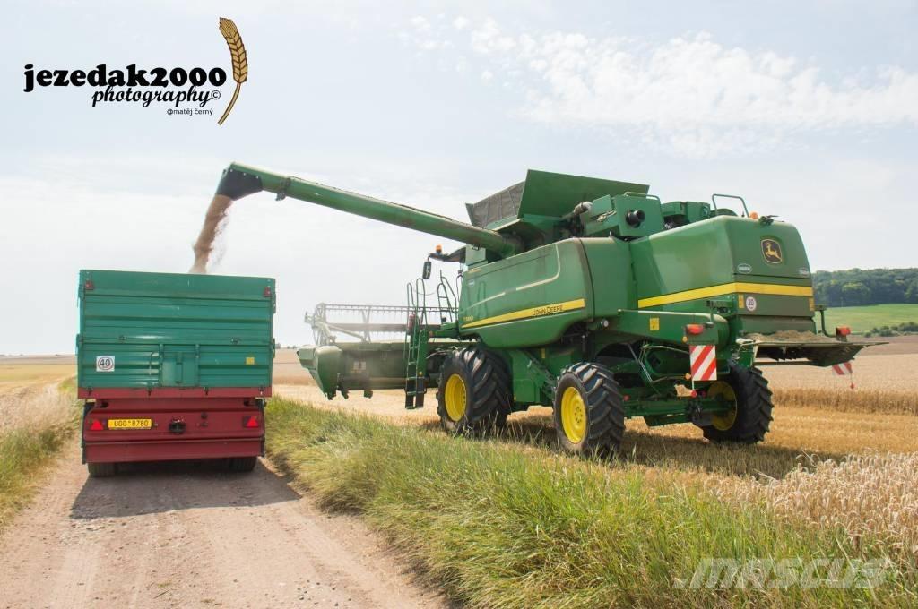 John Deere T 560 i Mähdrescher