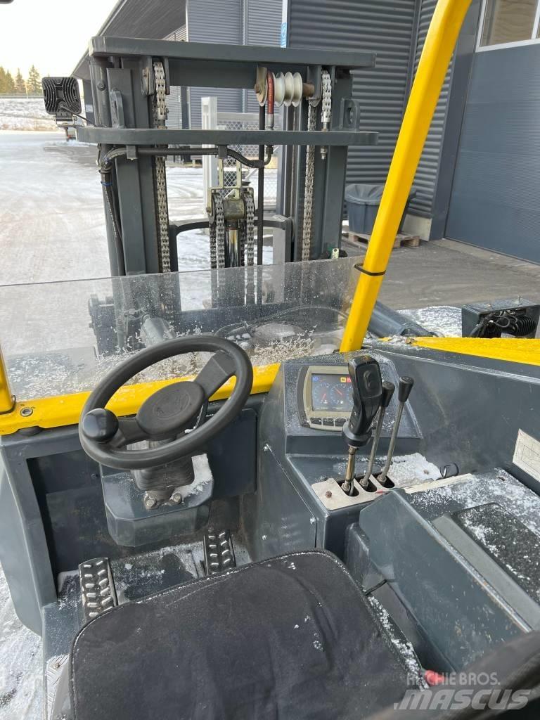Combilift Combi-RT Diesel Stapler