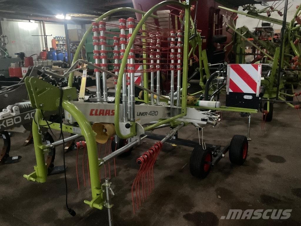 CLAAS Liner 420 Kreiselheuer/-wender