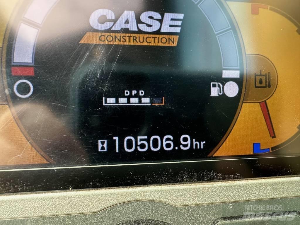 CASE CX 235 C SR Raupenbagger