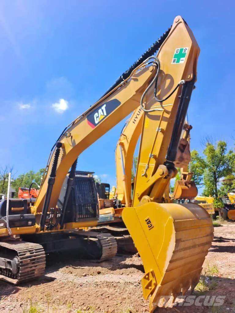 CAT 324 D2L Raupenbagger