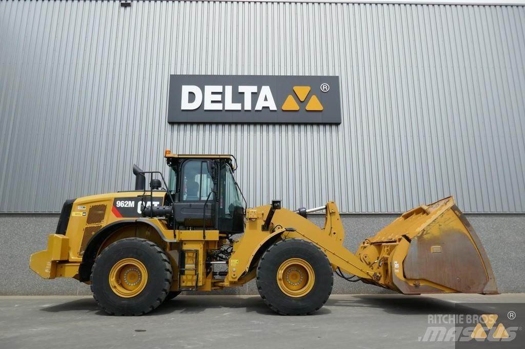 CAT 962M Radlader