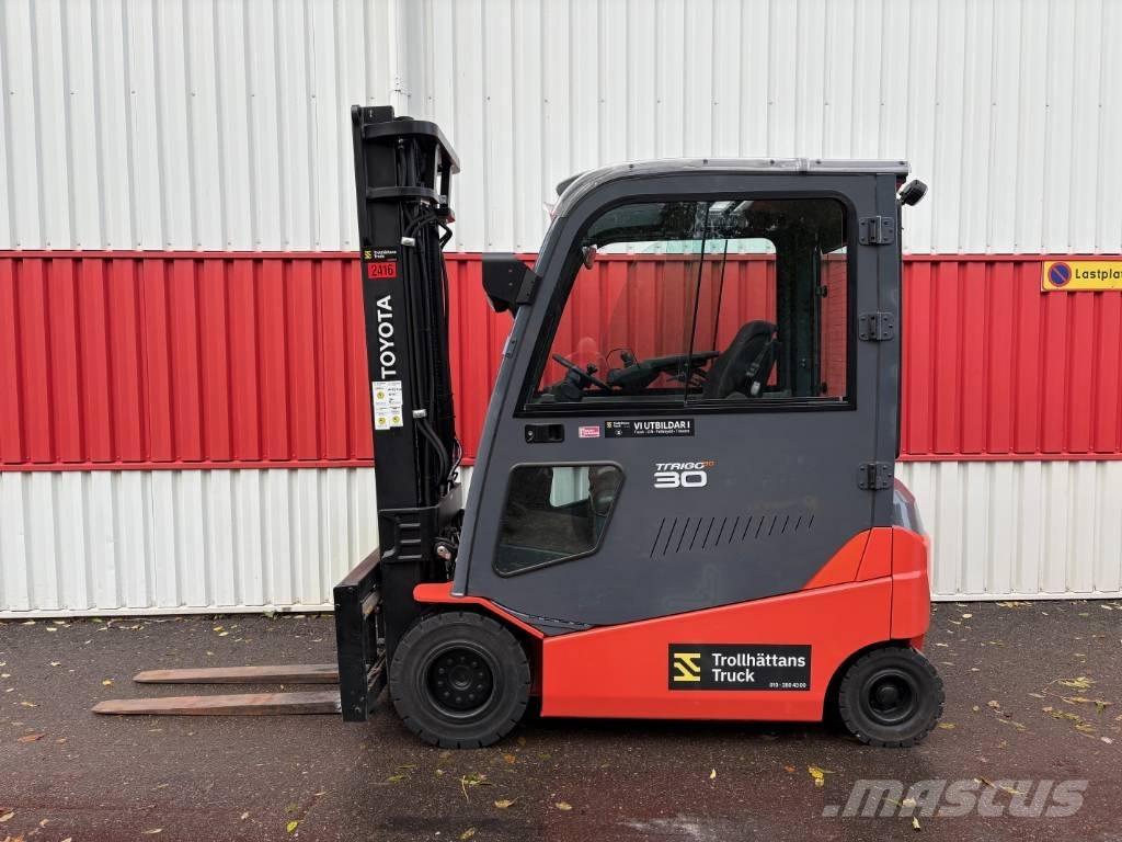 Toyota 8 FBMT 30 Elektro Stapler