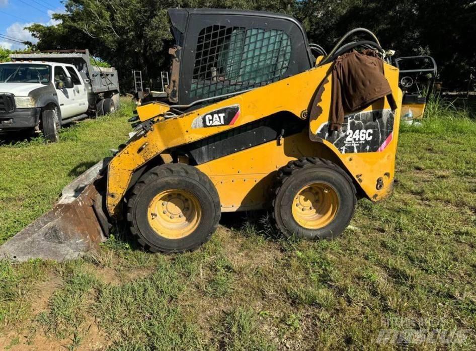 CAT 248C Kompaktlader