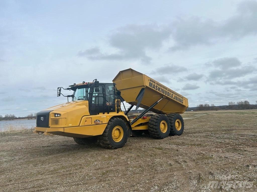 CAT 730 C Dumper - Knickgelenk