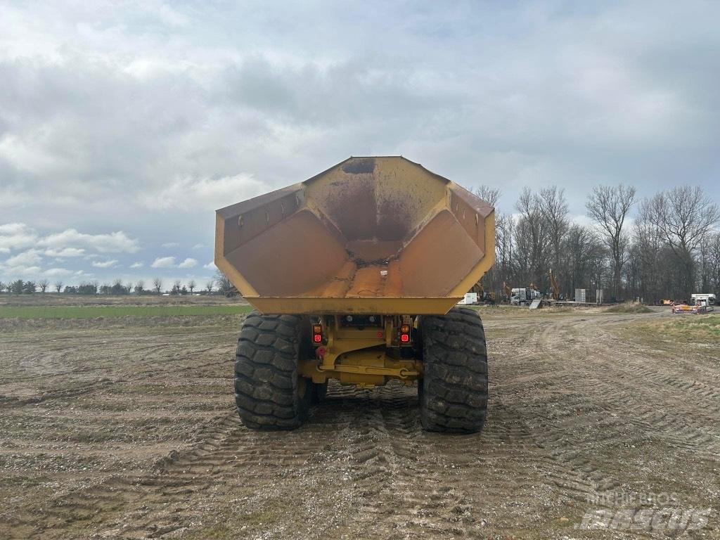 CAT 730 C Dumper - Knickgelenk