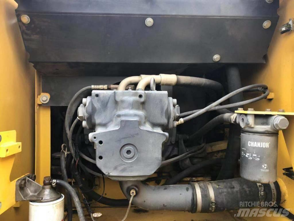 Komatsu PC 200-7 Raupenbagger