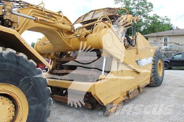 CAT 615C II Schaber