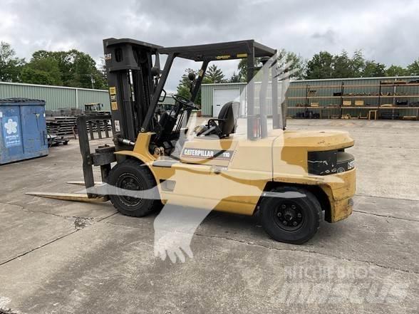 CAT DP50 Diesel Stapler